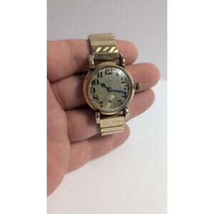 Vintage Elgin Trench-Style Wristwatch